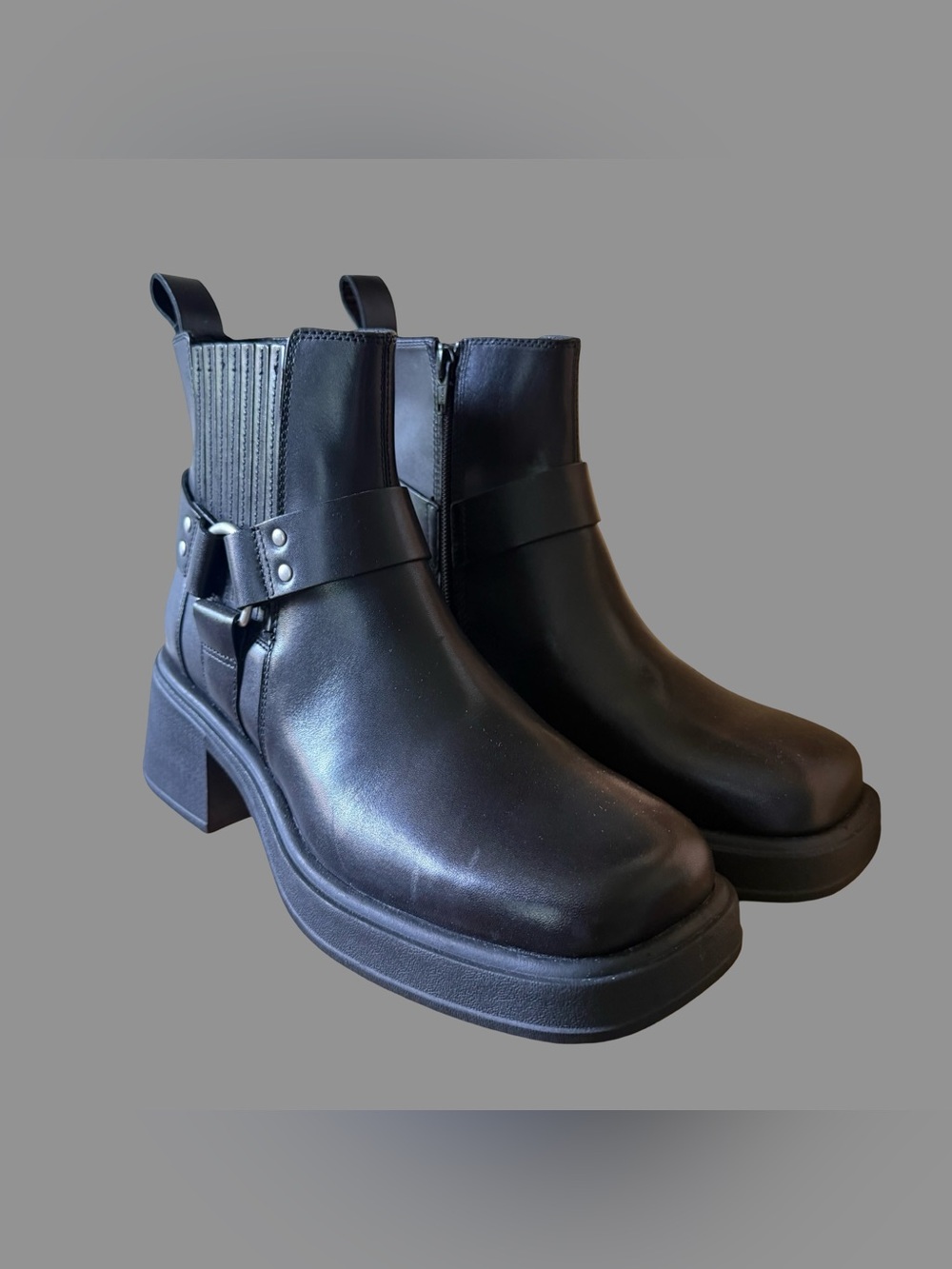 Vagabond Dorah Black Leather Square Toe Buckle Moto Boots EU40/US10 ($220)